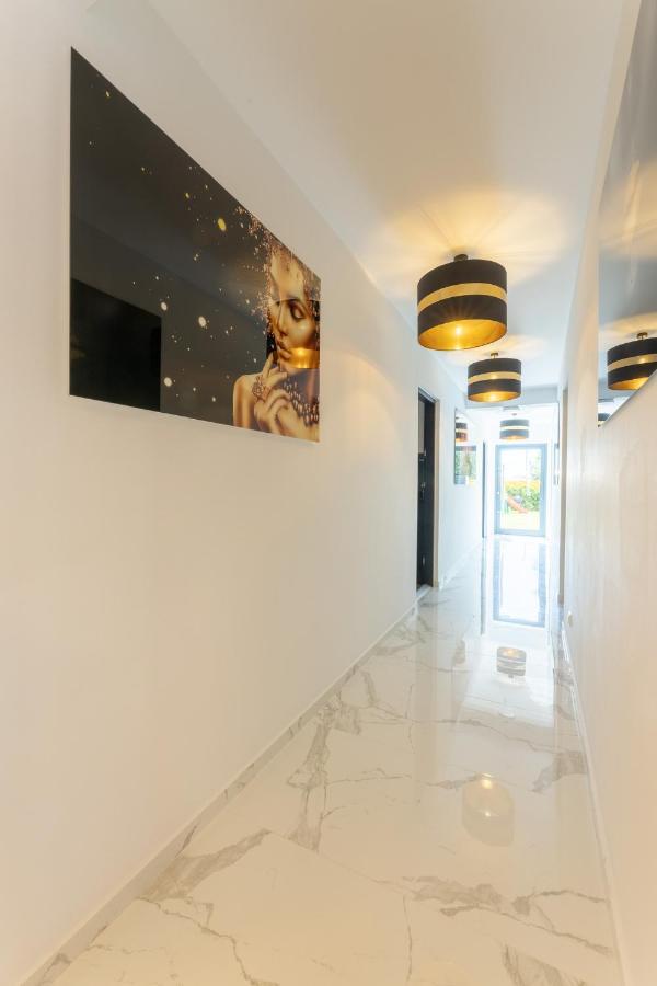 Sunrise Apartaments Luxury Rowy  Luaran gambar